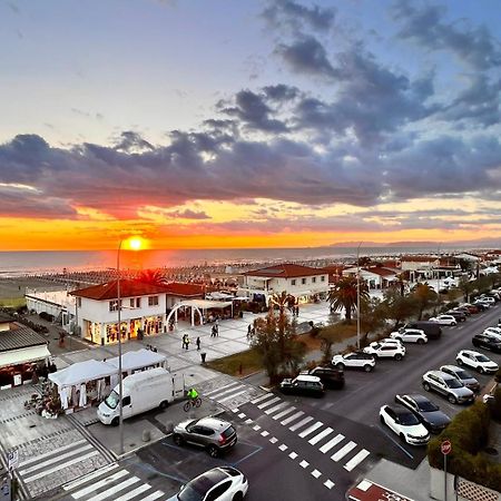 Hotel Medusa リド・ディ・カマイオーレ エクステリア 写真