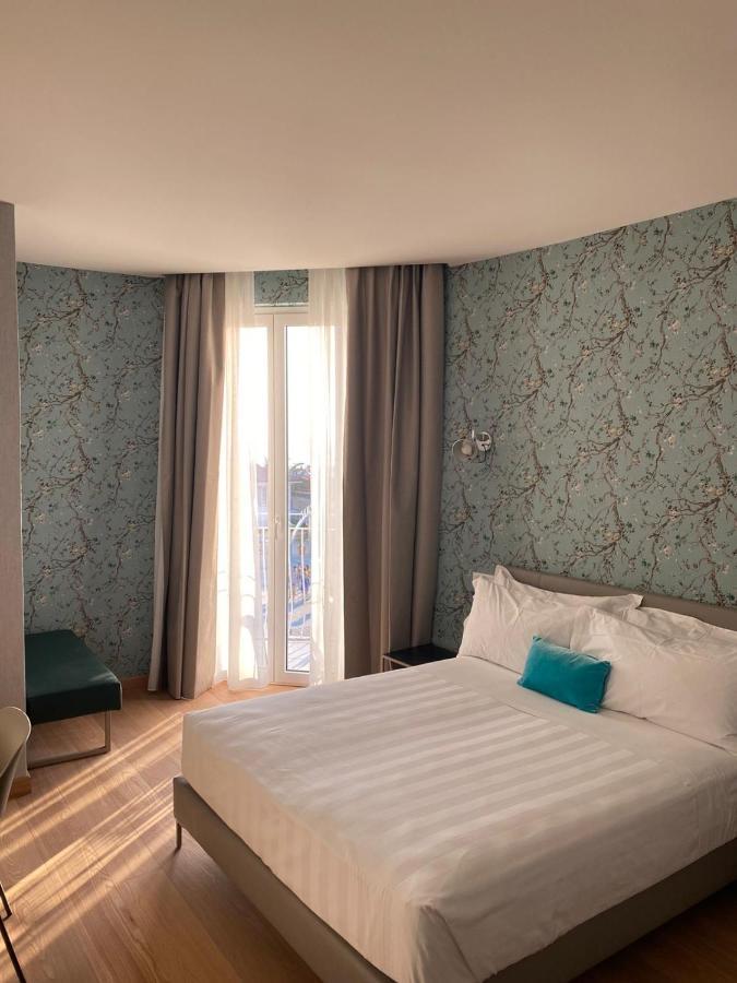 Hotel Medusa リド・ディ・カマイオーレ エクステリア 写真