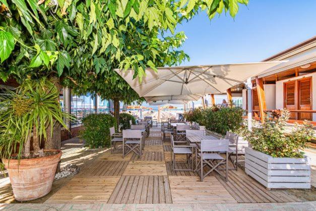 Hotel Medusa リド・ディ・カマイオーレ エクステリア 写真